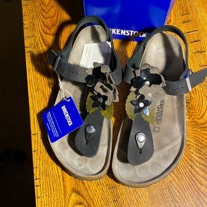 Birkenstock Kairo Flower Black Sandals. Size 41